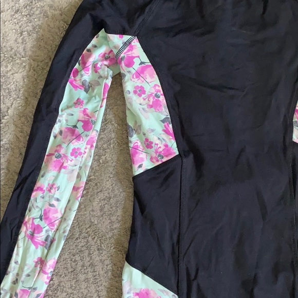 O'Neill Long Sleeve Rashguard Swimsuit - Picture 4 of 12